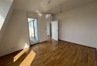 Baujahr 2020 - 4 Zimmer DG-Maisonette mit 15,75m2 Terrasse