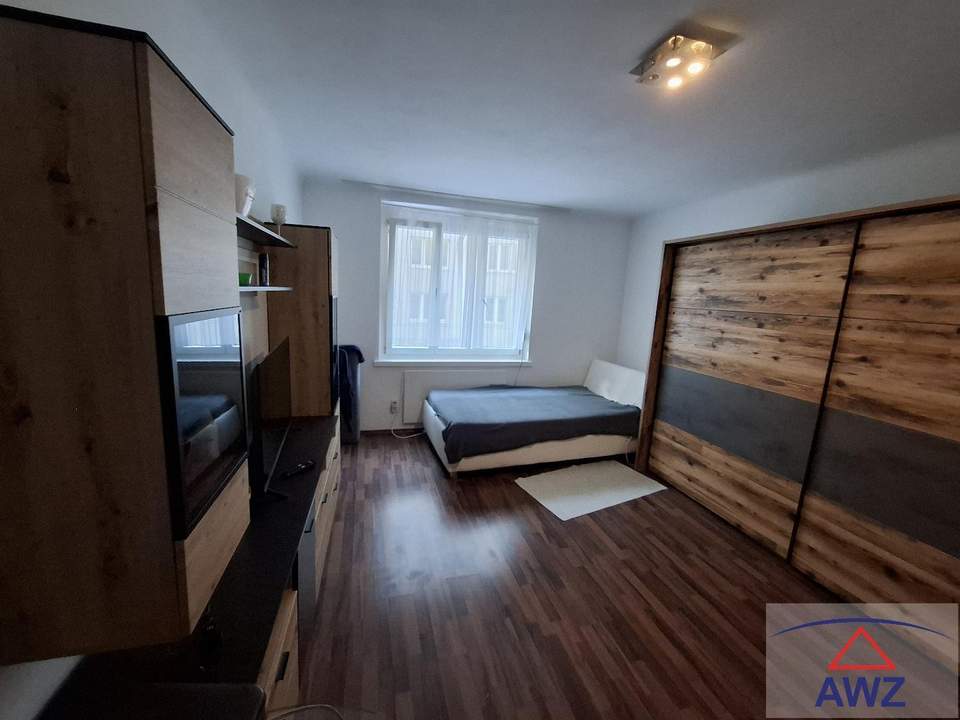 Helle 2-Zimmer-Wohnung!
