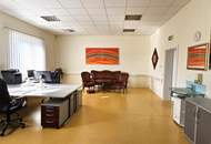 Modernes Bürohaus mit flexibel gestaltbaren Großraumbüros im Industriepark St. Veit