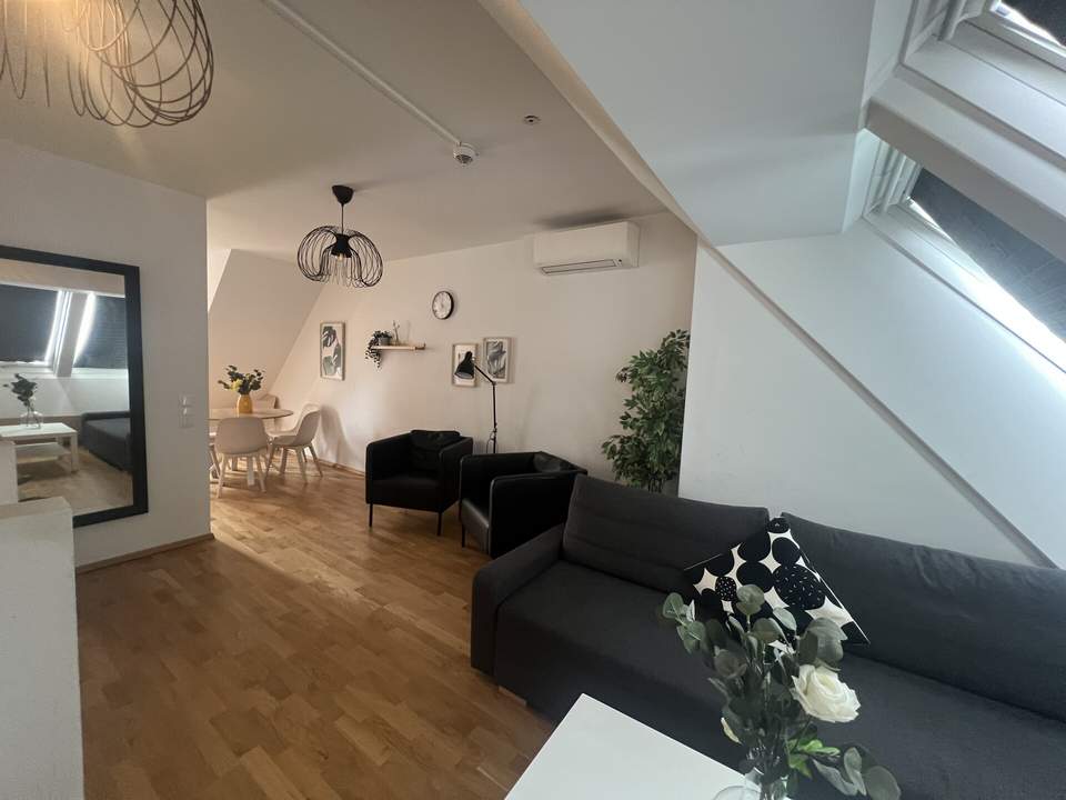 Voll Möblierte Maisonette Wohnung mit Terrasse | keine Ablöse | klimatisiert | Open House am 1.11 um 15:00 Uhr