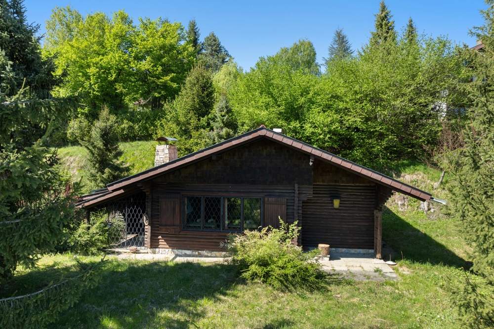 Idyllisches Holzhaus mit großzügigem Grundstück
