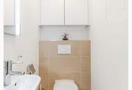 SONNENUNTERGANG UND URLAUBSGEFÜHL MITTEN IN DER STADT