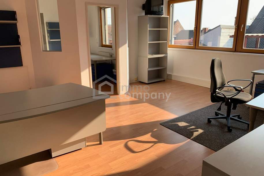 Neuwertige Büro-/Praxisfläche in Neusiedl am See – Top Lage für nur 1.562,82 €!, Gewerbeobjekt-miete, 1.362,82,€, 7100 Neusiedl am See