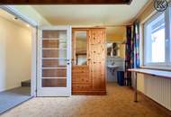 Einzigartiges Bauernhaus (Oldtimer-Charme) mit großem Grundstück, langgezogenem Hof, 2 Wohnungen, Swimmingpool – ideal für Liebhaber.