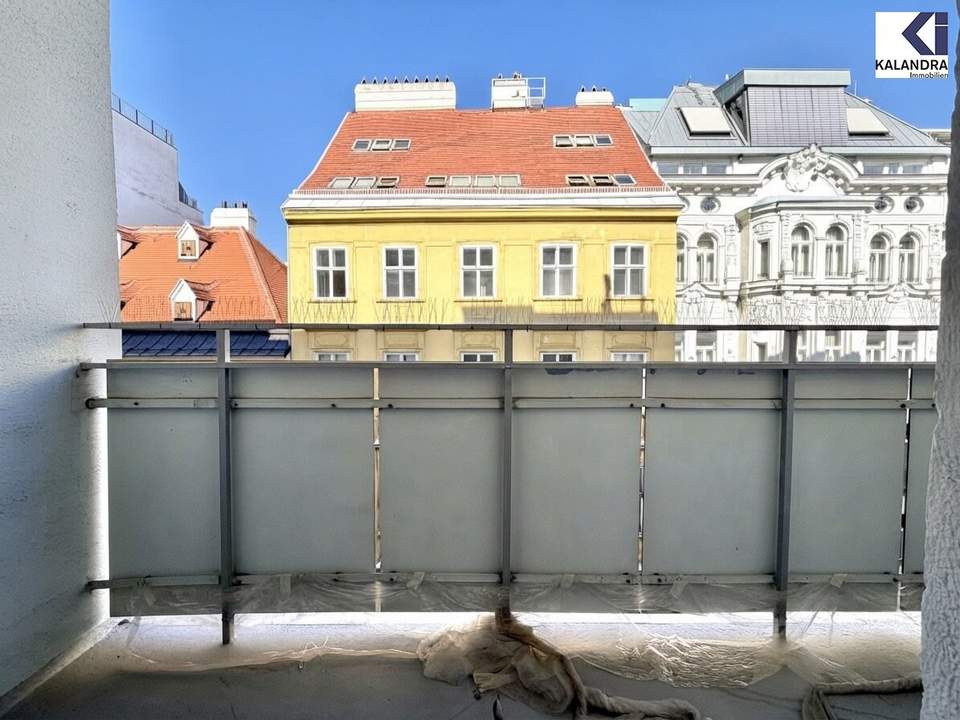 360° TOUR // CITY-APARTMENT NAHE DER OPER // CITY APARTMENT NEAR OPERA