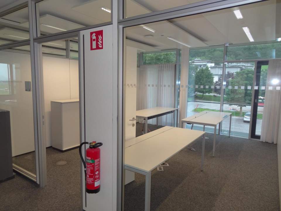 Moderne Büroflächen mit Parkplätzen in sehr guter Verkehrslage von Wattens zu mieten