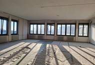 Helles Büro in zentraler Lage - sanierungsbedürftig