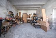 "Zauberhafter Dreikanthof mit großem Gartenparadies bei Tulln"