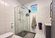 Neuwertige Doppelhaushälfte mit Garten &amp; Keller in Neufurther Bestlage!