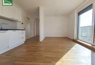 Wundervolle 2-Zimmer-Wohnung mit großer privater Außenfläche nahe Rathausplatz