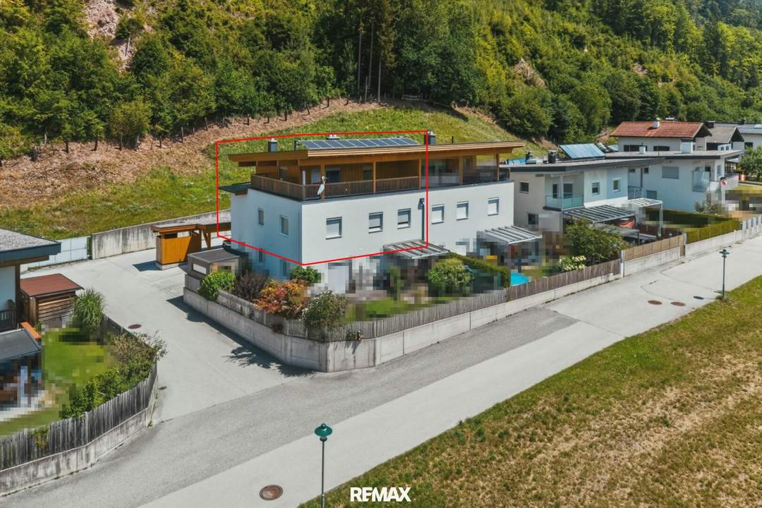 PREISHIGHLIGHT IN KIRCHBICHL: Exklusive Penthouse-Maisonette mit 129 m² Fläche, eigener PV-Anlage &amp; Smart-Living