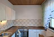 Charmante 2-Zimmer-ETW mit Loggia und Carport, günstige BK