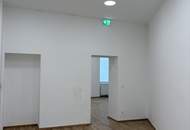 Topsaniertes Büro mit Vorgarten und Garage