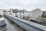 Erstbezug nach Renovierung. Single DG- Terrassen- Wohnung mit Air-Condition.