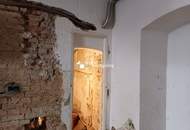 Souterrain Wohnung/Büro in bester Lage