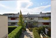 Perfekte Single-, wie Pärchenwohnung hell und mit großem Balkon in St. Peter