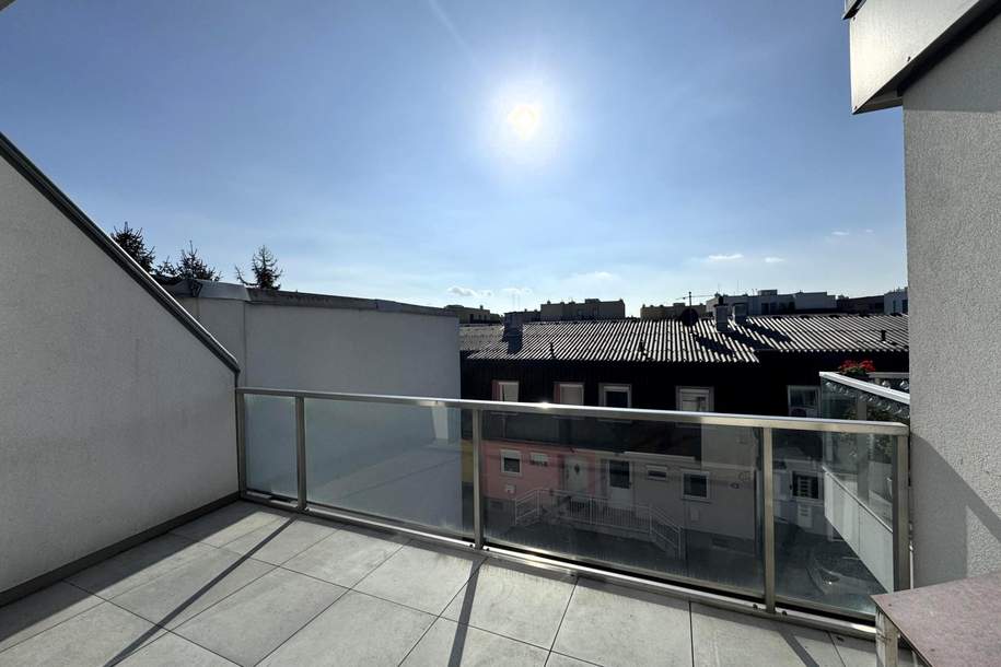 3 Zimmer, 2 Bäder, Terrasse &amp; Bulthaup-Küche inkl. Auto-Abstellplatz // 3 Rooms, 2 Baths, terrace &amp; Bulthaup-kitchen incl. Car-Parking //, Wohnung-miete, 2.358,97,€, 1220 Wien 22., Donaustadt