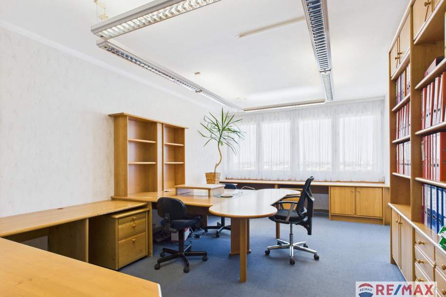 Helle 3,5-Zimmer-Wohnung im 6. Stock mit Aufzug – ideal als Büro oder Wohnung, Wohnung-kauf, 169.000,€, 2230 Gänserndorf