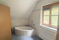 SOLIDES, LEISTBARES WOHNHAUS MIT CARPORT UND LAUBE IN BEGEHRTER, NATURNAHER WOHNLAGE DIREKT AM WASSER IN TRAUMHAFTER AUSSICHTSLAGE AN DER KREMS