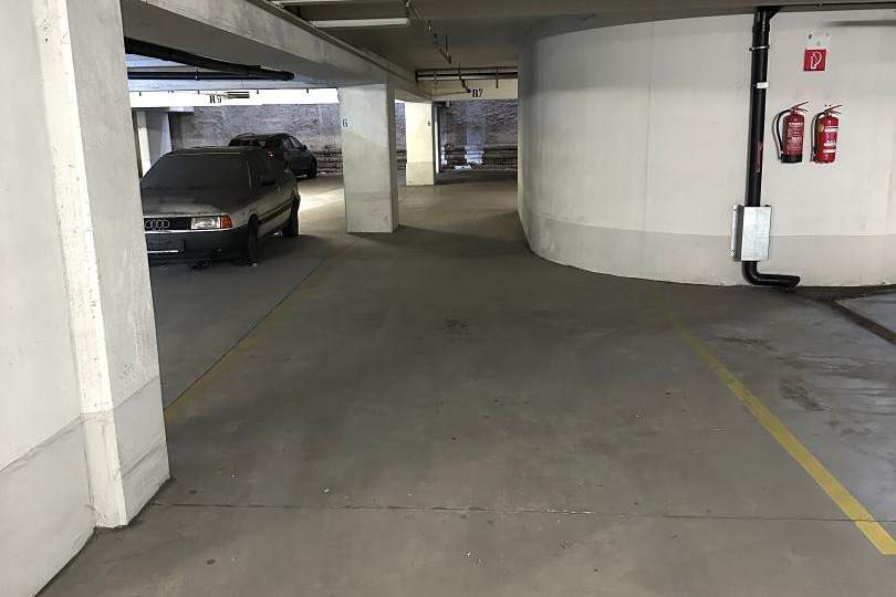 ***TG-Platz in der LENTIACity***, Kleinobjekte-miete, 95,00,€, 4040 Linz(Stadt)