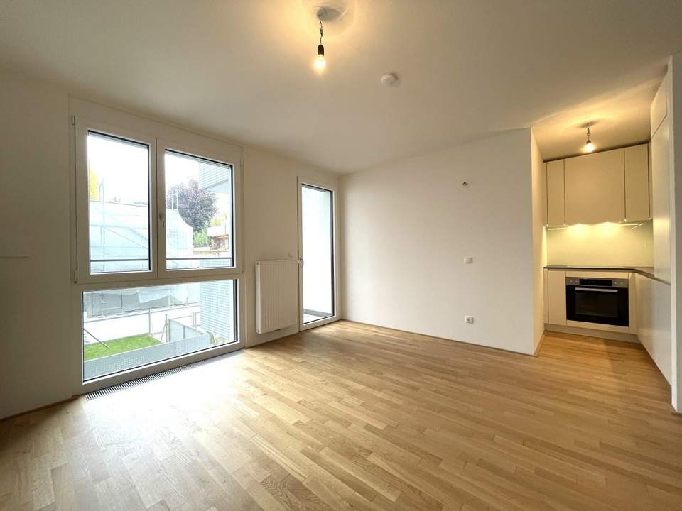 Hochwertig ausgestattete Neubauwohnung mit hofseitigem Balkon!!!