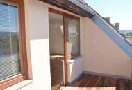 Neu adaptierte DG-Wohnung mit Terrasse und Tiefgarage