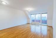 Moderne 3 Zimmer Wohnung - inkl. Parkplatz!, Riesenbalkon, frisch saniert, Riesenkeller, tolle Lage, kontrollierte Wohnraumlüftung