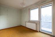 EIN- ODER ZWEIFAMILIENHAUS, gute Substanz, Modernisierungsbedarf