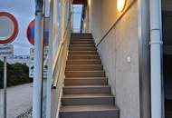 2-Zimmerwohnung mit eigenem Zugang und Balkon