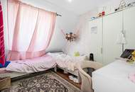 "Viel Platz zur Verwirklichung: Sanierungsbedürftige Familienwohnung in der Buchengasse"