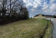 sonniges kleines Baugrundstück in der Nähe vom Badesee Rauchwart