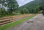 EINE SELTENE GELEGENHEIT: BAUGRUNDSTÜCK MIT EIGENEM WALD MIT HERRLICHEM AUSBLICK DIREKT AM WASSER