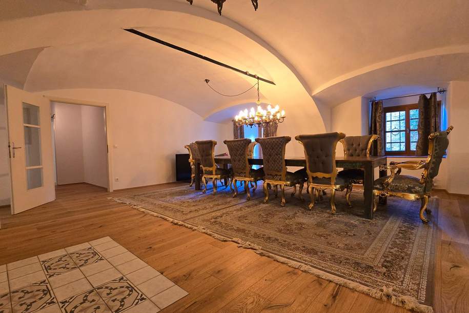 Wohnen im Schloss Herbersdorf in Allerheiligen bei Wildon mit 3 Zimmer, Wohnung-miete, 1.140,00,€, 8412 Leibnitz