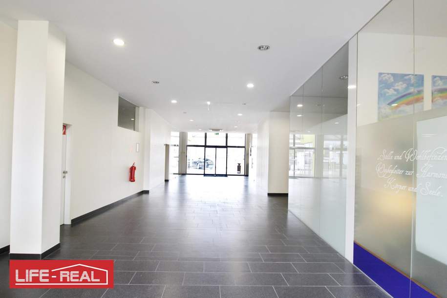 Geschäftslokal mit Lager und Schauraum, Gewerbeobjekt-miete, 1.274,97,€, 4050 Linz-Land