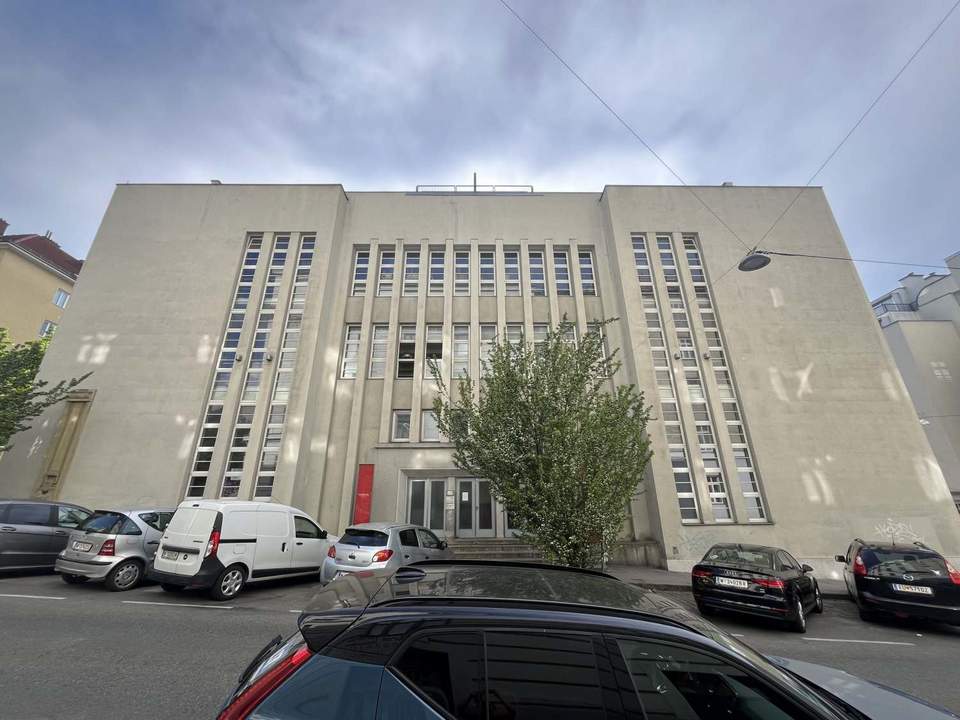 ZU VERKAUFEN: 6 Tiefgaragen-Stellplätze im 5. Bezirk!!