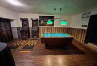 ATTRAKTIVES RENDITEOBJEKT: PUB, 5-ZIMMER-WOHNUNG UND DACHGESCHOSS MIT AUSBAUPOTENZIAL