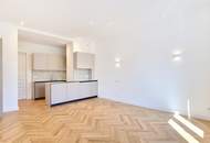 *** ERSTBEZUG DIREKT AM PARK - HELLER ALTBAU HOCHWERTIG SANIERT - ABSOLUTE RUHELAGE ***