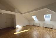 2-Zimmer DG mit kleinem Balkon nahe U4/Pilgramgasse, 1060!
