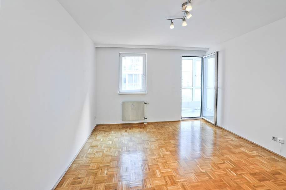 WG taugliche Mietwohnung mit Wintergarten im 7. Bezirk in idyllischer, hofseitiger Ruhelage., Wohnung-miete, 1.199,00,€, 1070 Wien 7., Neubau