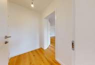 Am Kutschkermarkt | Elegante 4-Zimmer-Altbauwohnung mit rund 9,9 m² großem Balkon, Garagenplatz optional
