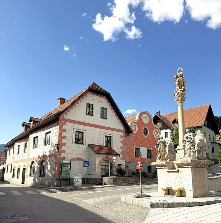 STADTHAUS IM HERZEN VON KIRCHBERG AM WECHSEL