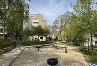Apartment with loggia in a prime peaceful location in the 18th district!