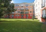 Barrierefreie 3-Zimmerwohnung mit wunderschönem Blick in den gepflegten Allgemeingarten in Purkersdorf