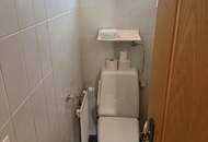 Einfamilienhaus mit ausgebautem Dachgeschoss, Vollkeller und schönem Grundstück