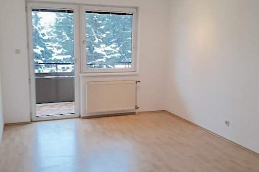 Charmante 4-Zimmer-Wohnung in Laxenburg mit Loggia & Garage – nur € 279.000!, Wohnung-kauf, 279.000,€, 2361 Mödling