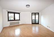 Perfekte Pärchen-, wie Singlewohnung mit Tiefgaragenplatz in der Innenstadt
