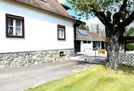 -RESERVIERT- Zwei Wohneinheiten! - Leben in idyllischer und zentraler Lage
