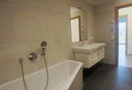 Exklusive, lichtdurchflutete ,barrierefreie 3 Zimmer Wohnung mit südseitiger XXL Terrasse