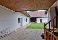 Haus bzw. Bauernhaus mit Innenhof, Nebengebäuden und Gewölbekeller im idyllischen Südburgenland