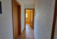 Stilvoller Bungalow mit Gartenidylle, Photovoltaik &amp; Teichanlage